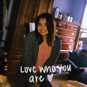 Meet your Posher, Julianna